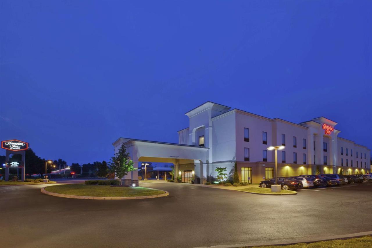 Hampton Inn Brockport Bagian luar foto