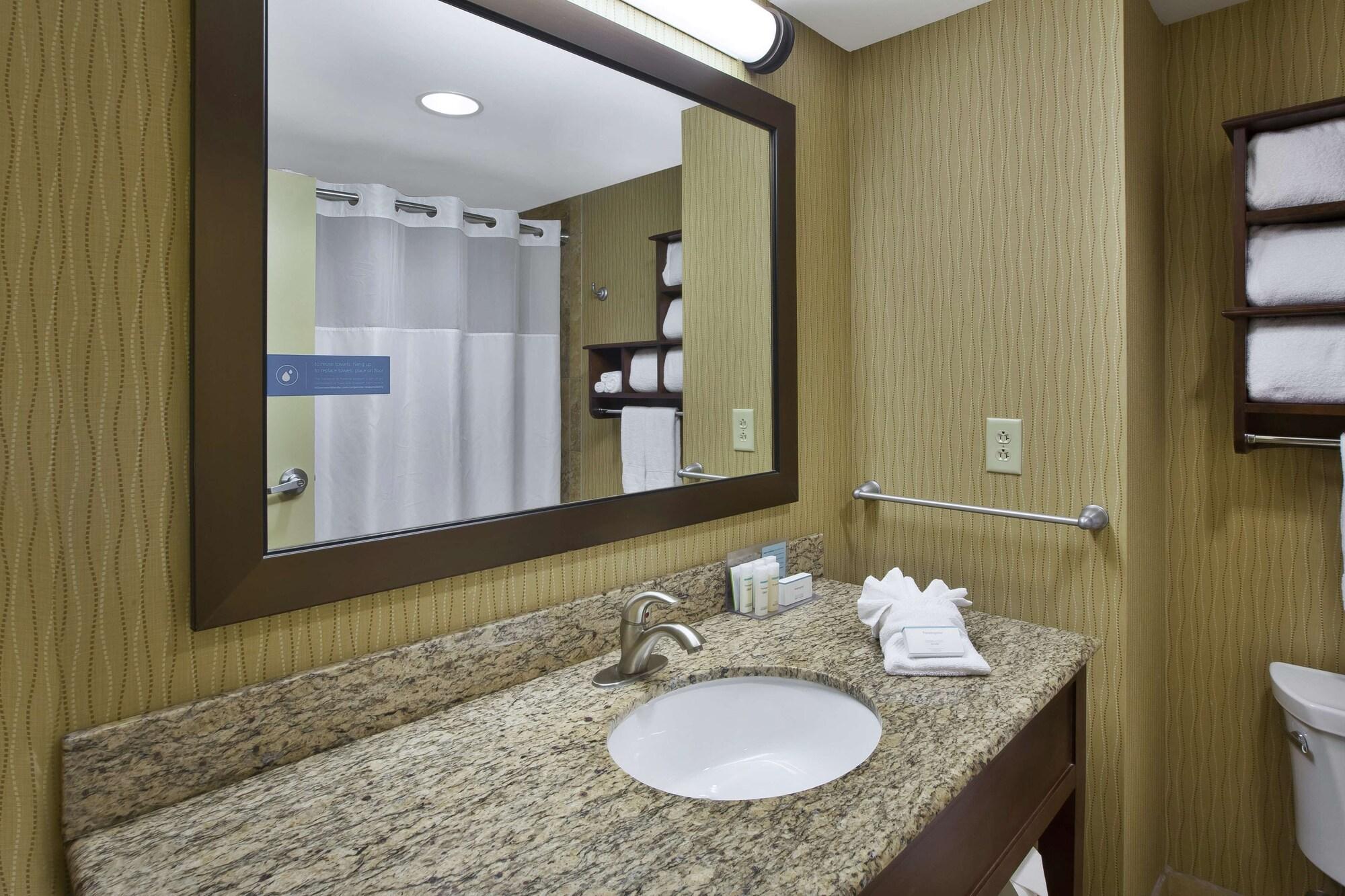 Hampton Inn Brockport Bagian luar foto