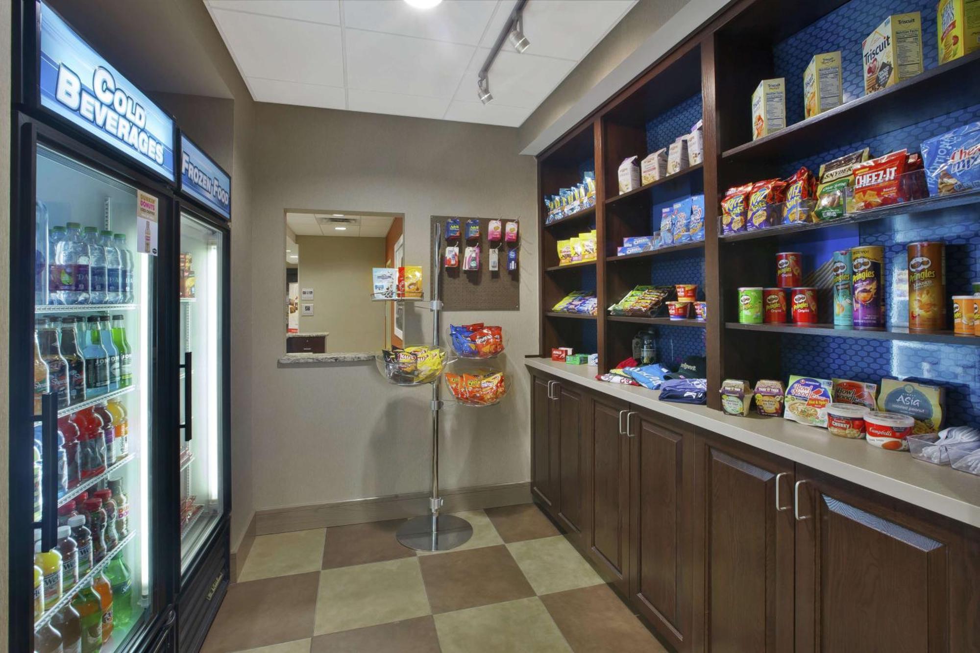 Hampton Inn Brockport Bagian luar foto